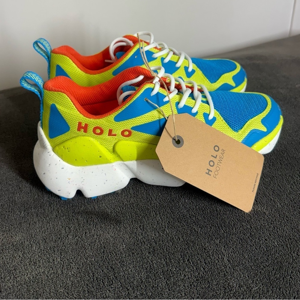 Holo Nephelae Running Shoe - Picture 3 of 7